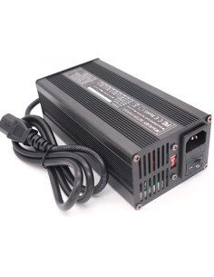 Szybka Ładowarka 52V 5A (58.8V 14S) wtyk GX16 2