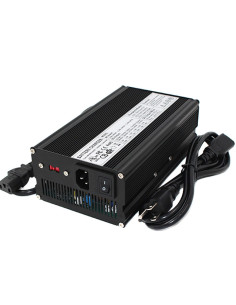 Szybka Ładowarka 72V 10A (84V) wtyk C13 2