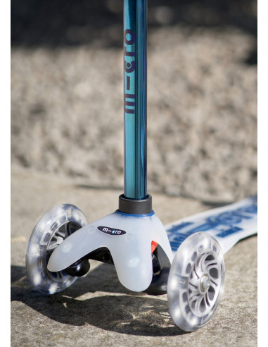 Hulajnoga Mini Micro Deluxe Flux LED Neochrome Navy