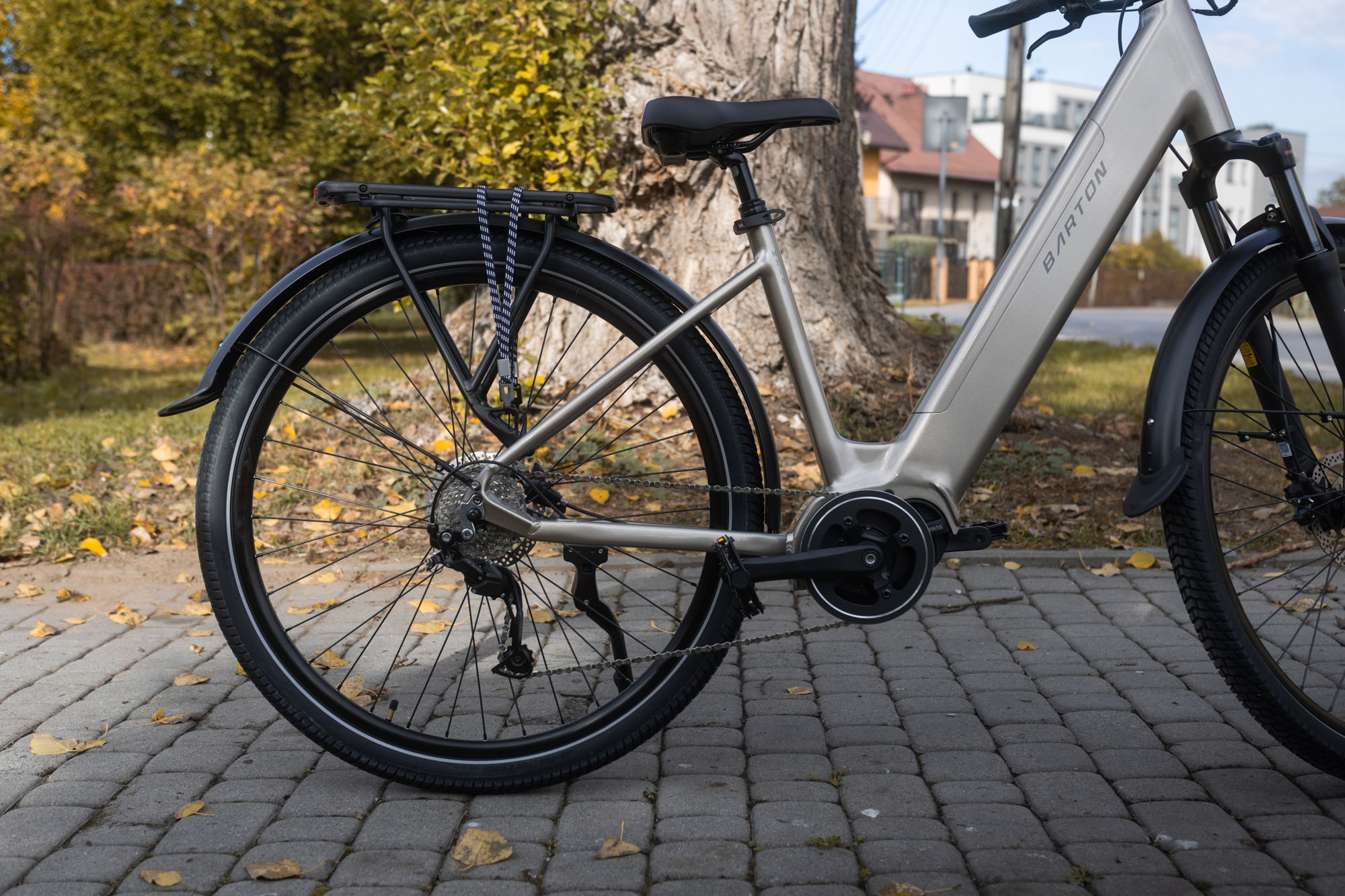 Rama i konstrukcja roweru Barton M210 2.0 Szampański