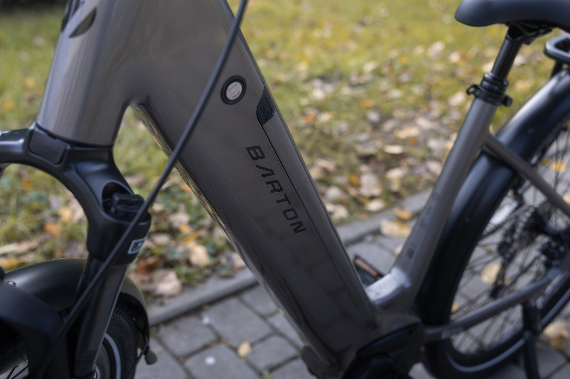 Rama i konstrukcja roweru Barton M210 2.0 Tytan