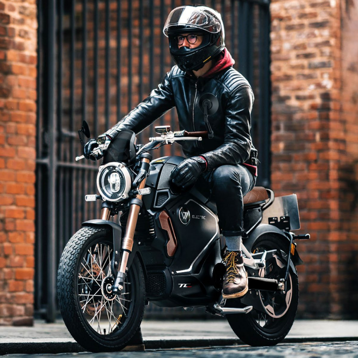 Motocykl elektryczny VMOTO TC Max